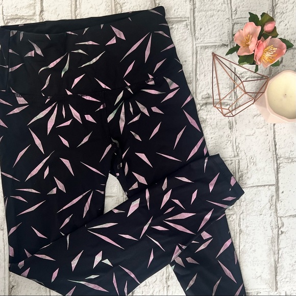 Black Rhombus Luxe High Rise Zyia 7/8 Leggings - Picture 7 of 8